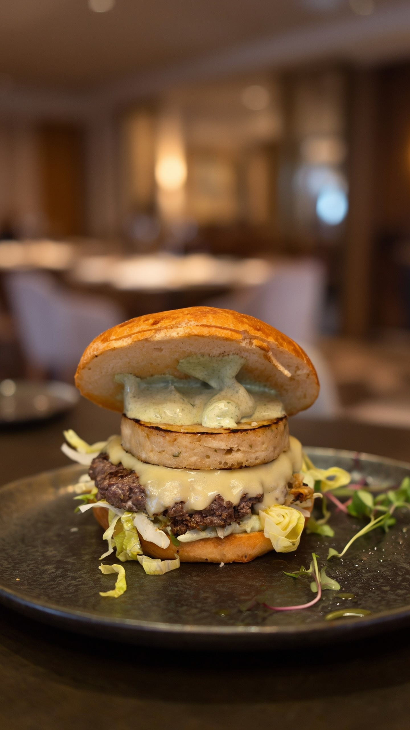 Food on Wheels Burger Dumpling 